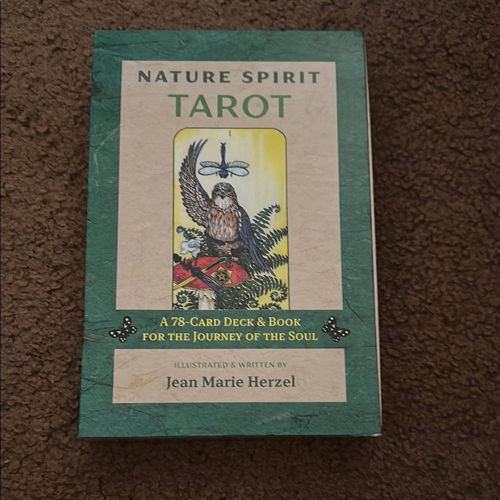 Nature Spirit Tarot Deck Green and Cream